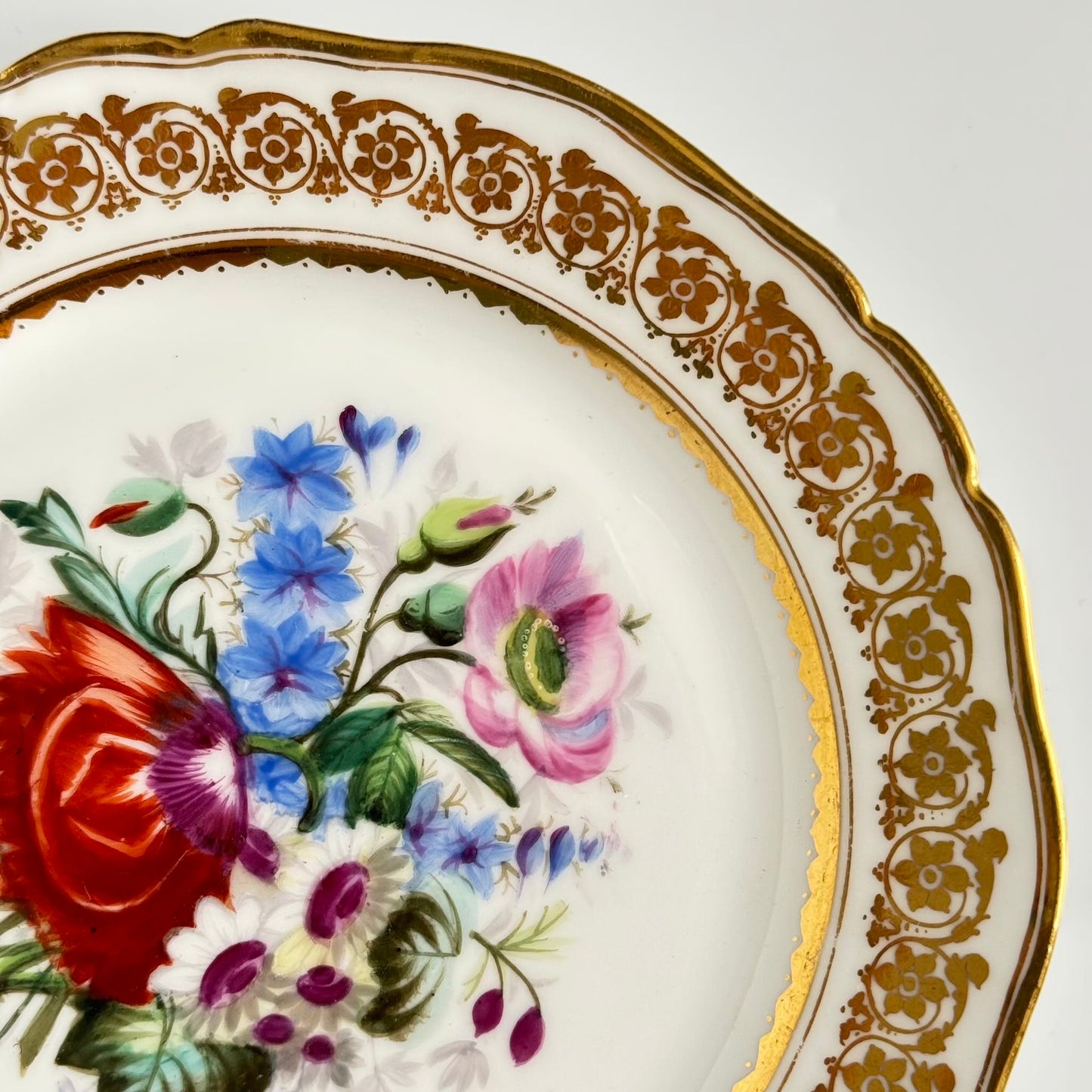 Hand-Painted Paris Porcelain Dessert Plate | Early 19th Century | Vieux Paris / Old Paris (Copie)