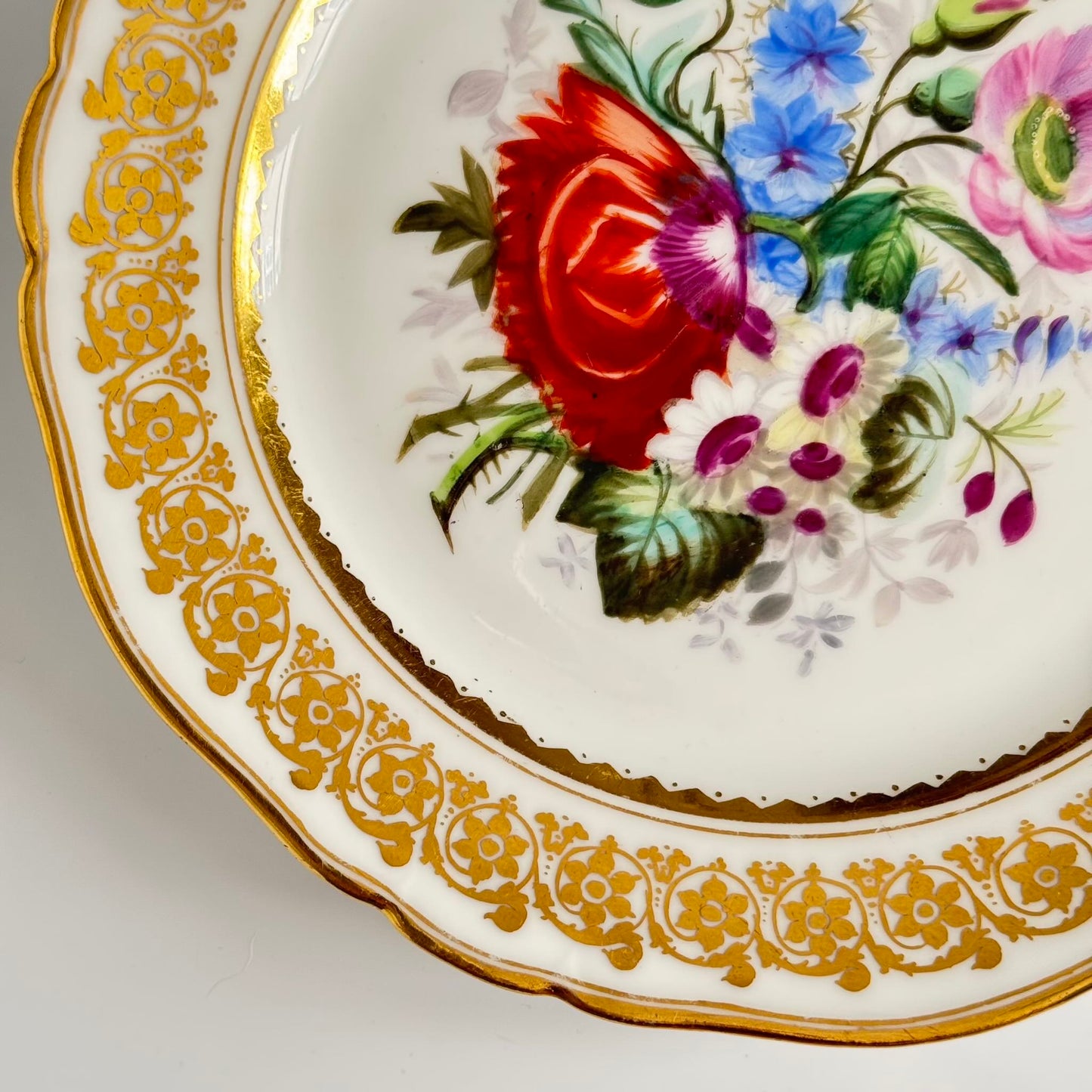 Hand-Painted Paris Porcelain Dessert Plate | Early 19th Century | Vieux Paris / Old Paris (Copie)