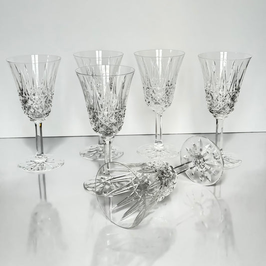 English: Saint-Louis crystal water glass, Tarn pattern, circa 1960s ; 日本語: サンルイ クリスタル ウォーターグラス 「タルン」パターン、1960年代頃 ; Français: Verre à eau en cristal Saint-Louis, modèle Tarn, années 1960