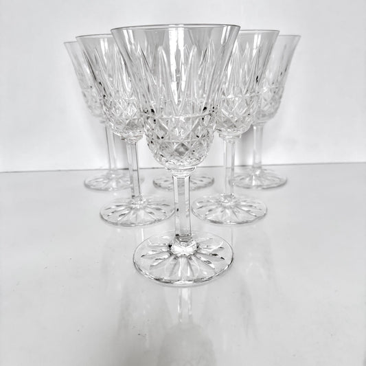 English: Saint-Louis crystal wine glass, Tarn pattern, circa 1960s ; 日本語: サンルイ クリスタル ワイングラス 「タルン」パターン、1960年代頃 ; Français: Verre à vin en cristal Saint-Louis, modèle Tarn, années 1960