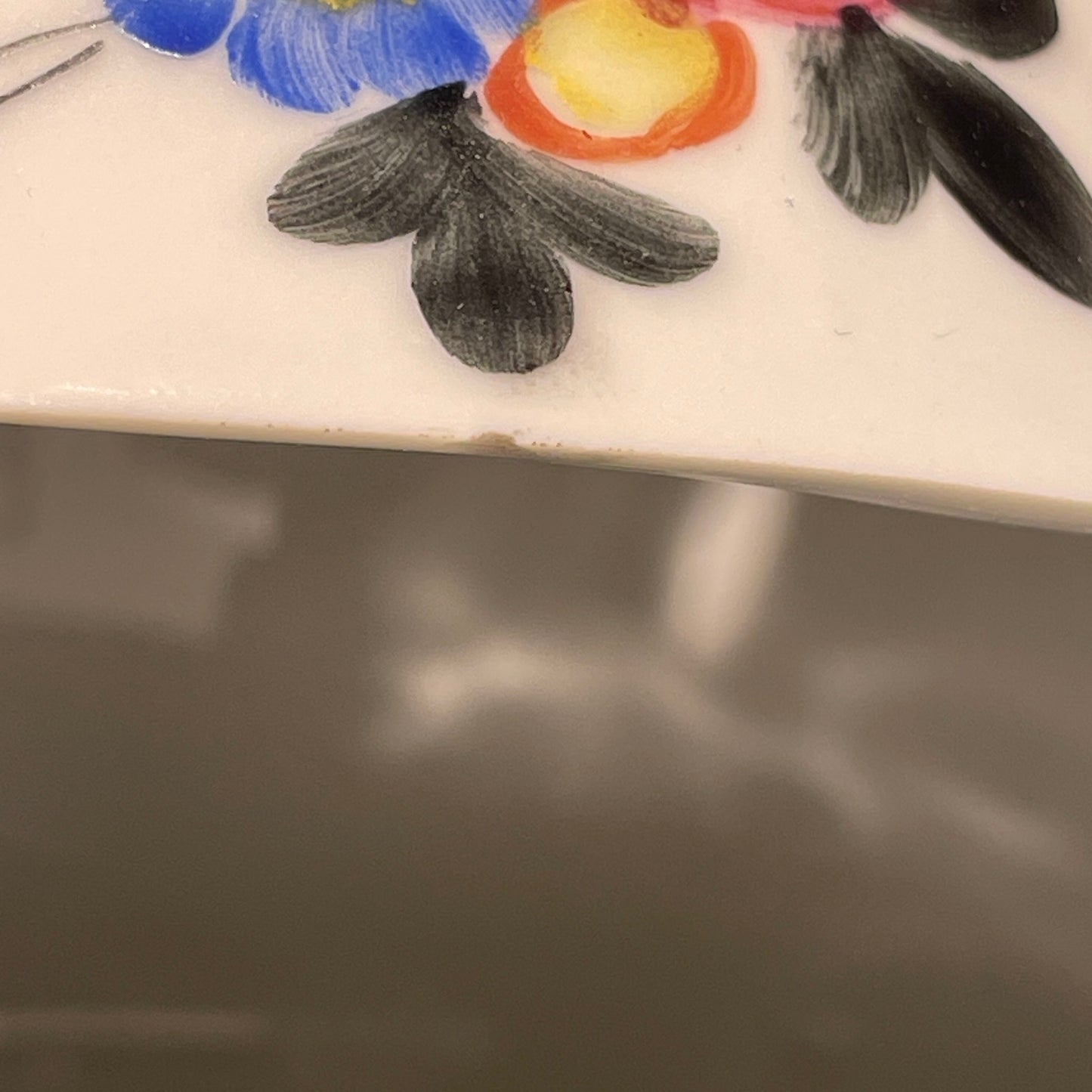 Tisanière en porcelaine de Paris | Décor floral peint à la main & doré | Début XXe siècle