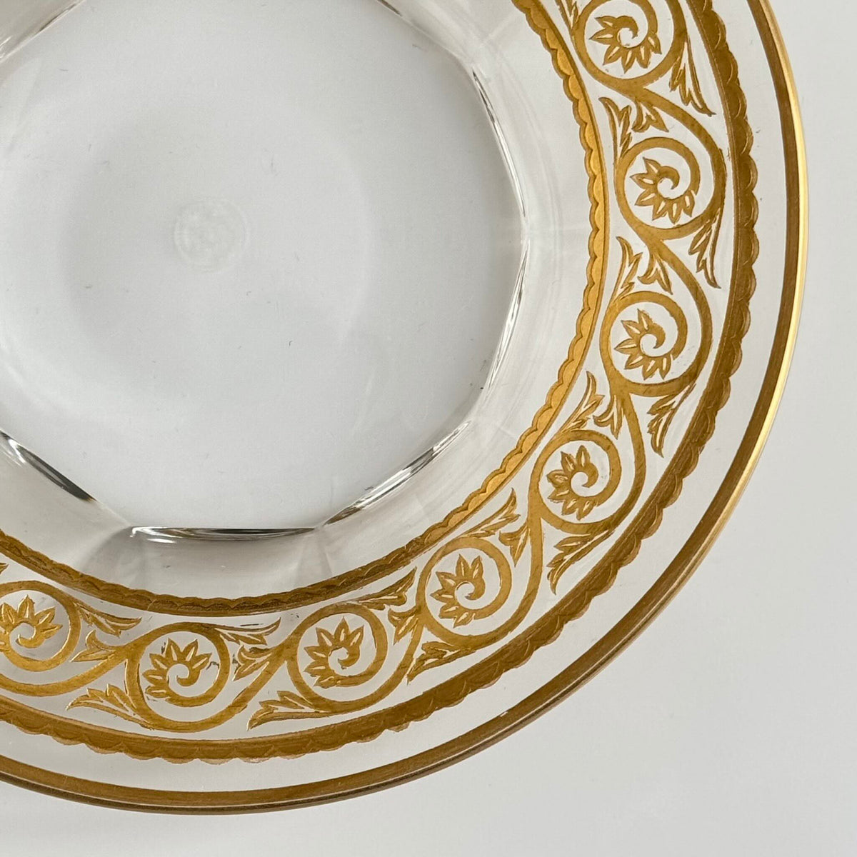 Baccarat Crystal Vide Poche – Gold Arabesque Border