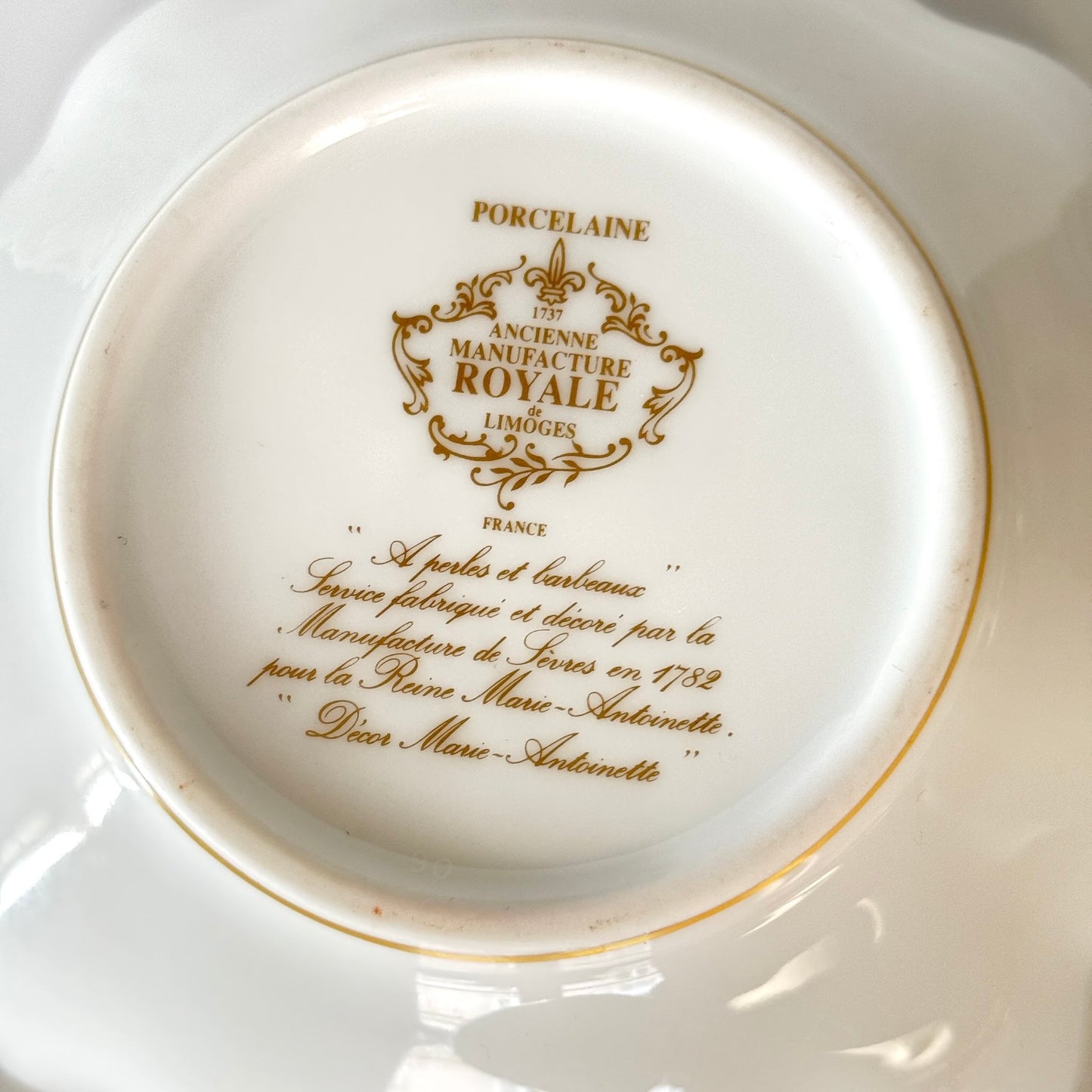 Bol en Porcelaine Bernardaud Limoges – "Perles et Barbeaux"