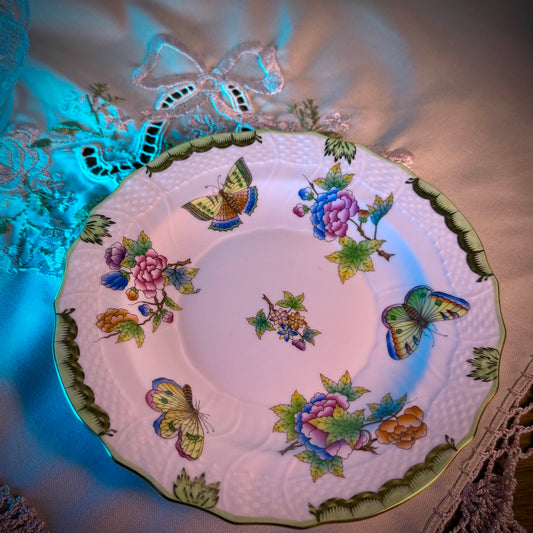 Herend Hand-Painted Dessert Plate | “Queen Victoria” VBO Pattern | 20th Century to Present