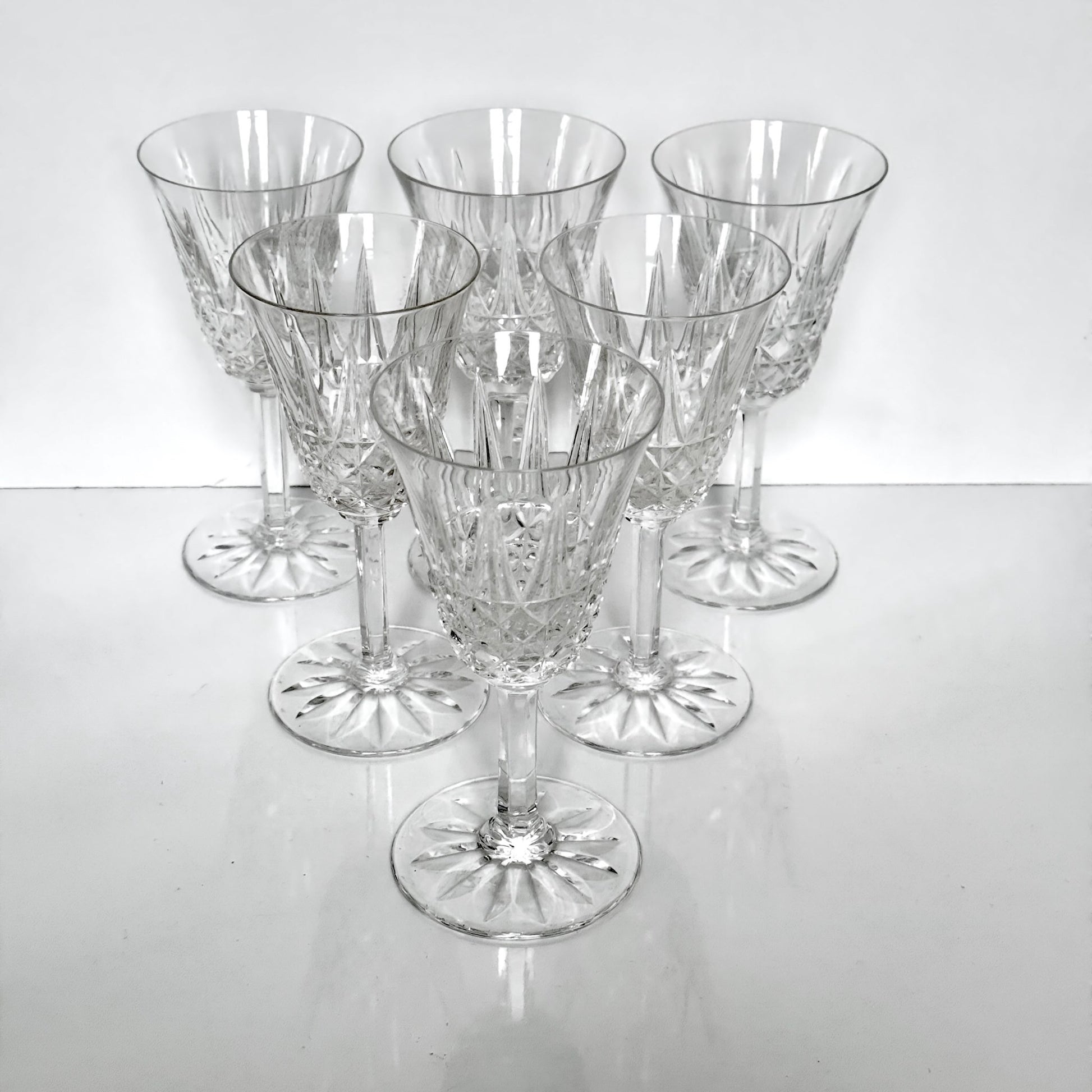 Saint-Louis crystal wine glass, Tarn pattern, circa 1960s