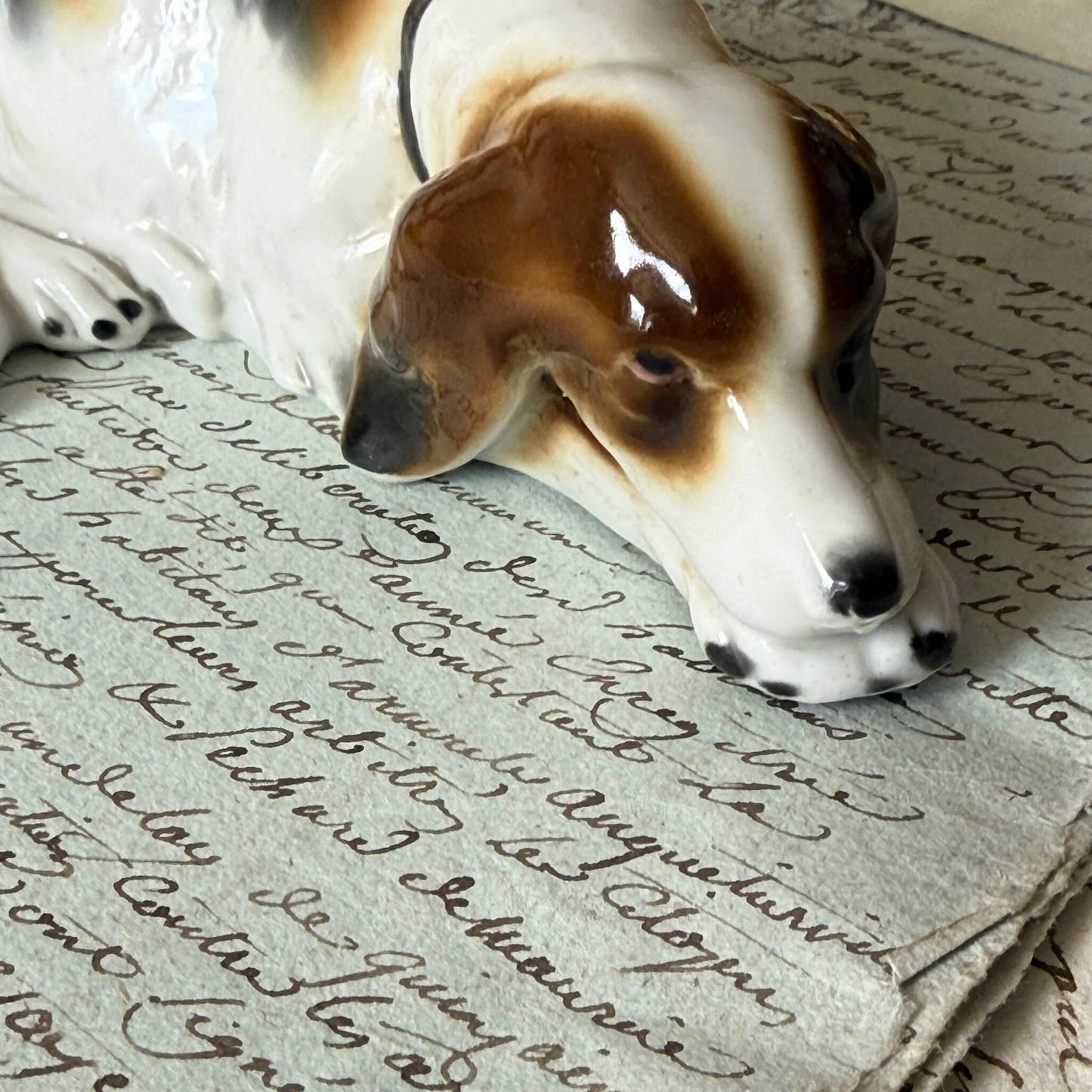 Vintage Goebel Porcelain Hunting Dog Figurine – Circa 1935