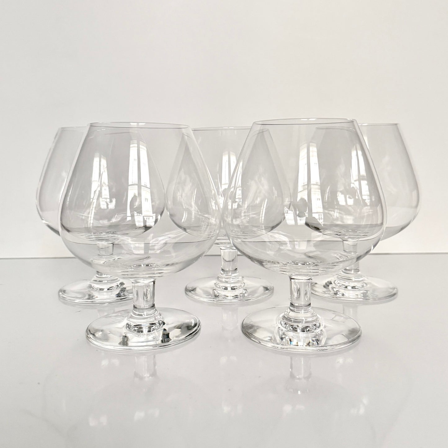 Vintage Saint-Louis crystal cognac glass, large snifter model, high brilliance and transparency, 20th century France.